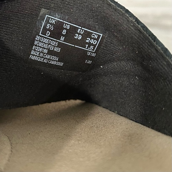 Clarks Collection Slip On Cross Strap Slide Sandals Black Suede Leather Size 8 - Picture 6 of 6